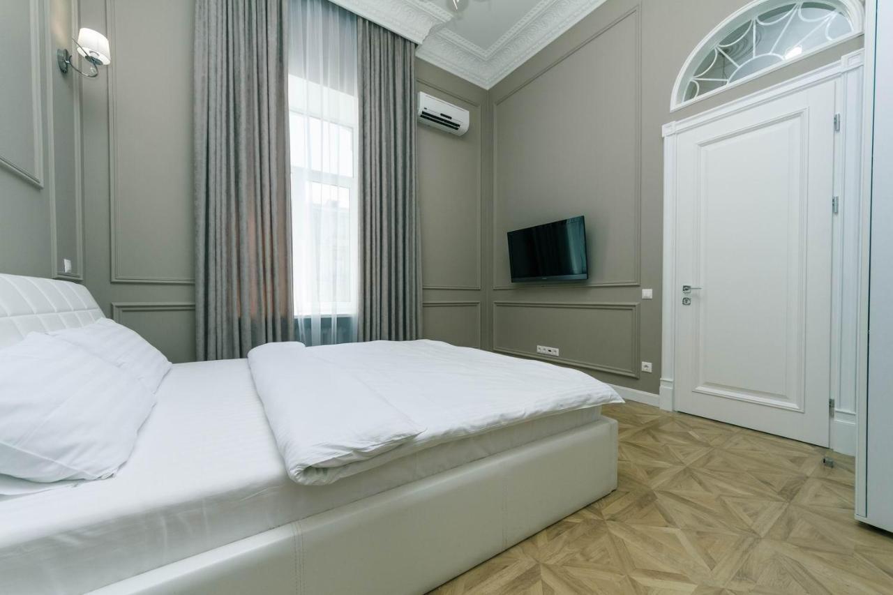 Luxury Beatiful Apartment On Pyshkinska Street كييف المظهر الخارجي الصورة