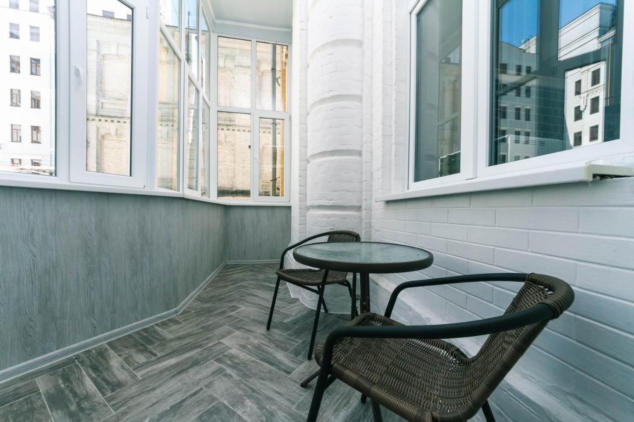 Luxury Beatiful Apartment On Pyshkinska Street كييف المظهر الخارجي الصورة